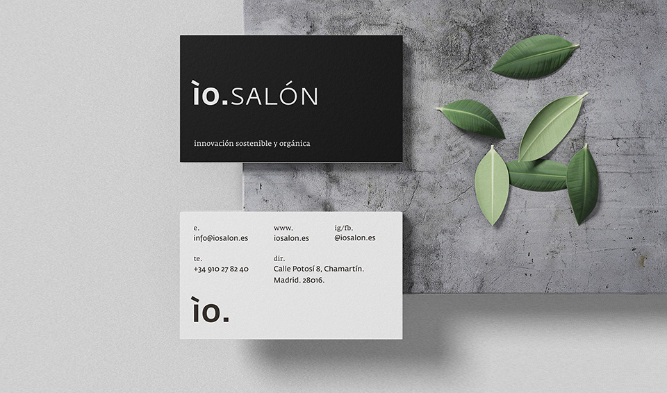 Página portfolio de identidad corporativa y diseño gráfico para 'ÌO SALÓN'